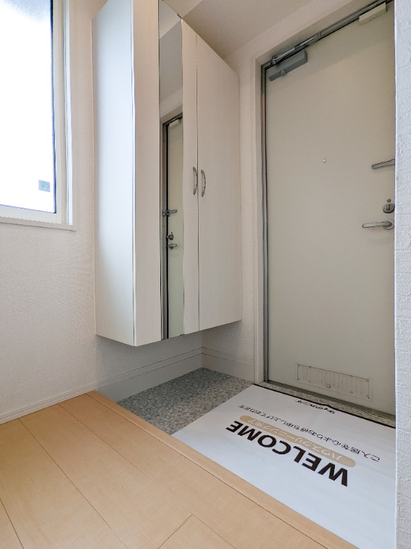 玄関　図面と現状に相違がある場合には現状を優先