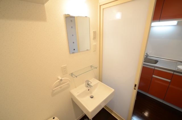 洗面設備　独立洗面化粧台付き☆