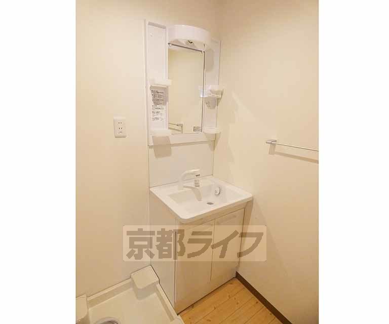 洗面設備　独立洗面台です。