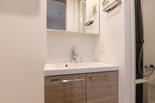 洗面設備　※別号室の写真参照
