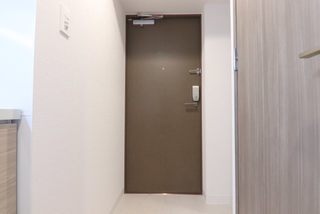 玄関　※別号室の写真参照