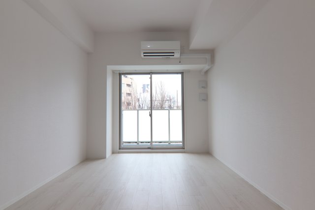 居室・リビング　※別号室の写真参照