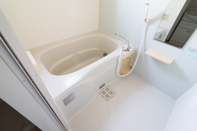 バス・シャワールーム　図面と現状に相違がある場合には現状を優先