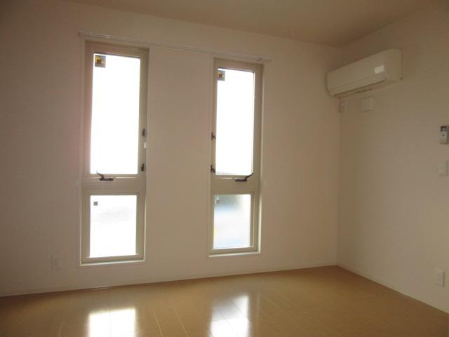 その他部屋・スペース　北側にある洋間です。