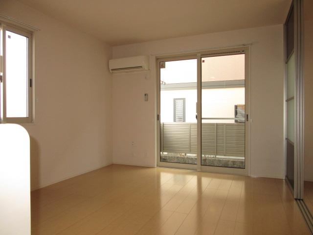 その他　床もピカピカですよ。