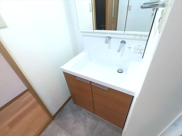 洗面設備　洗面台