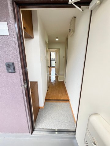 玄関　別号室の画像です。ご参考下さい