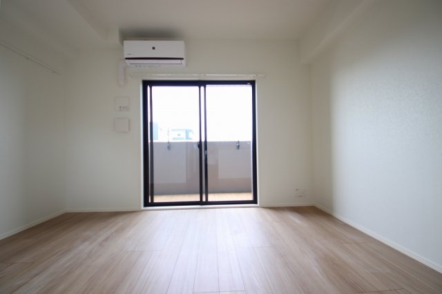 その他部屋・スペース　明るい色調の室内です