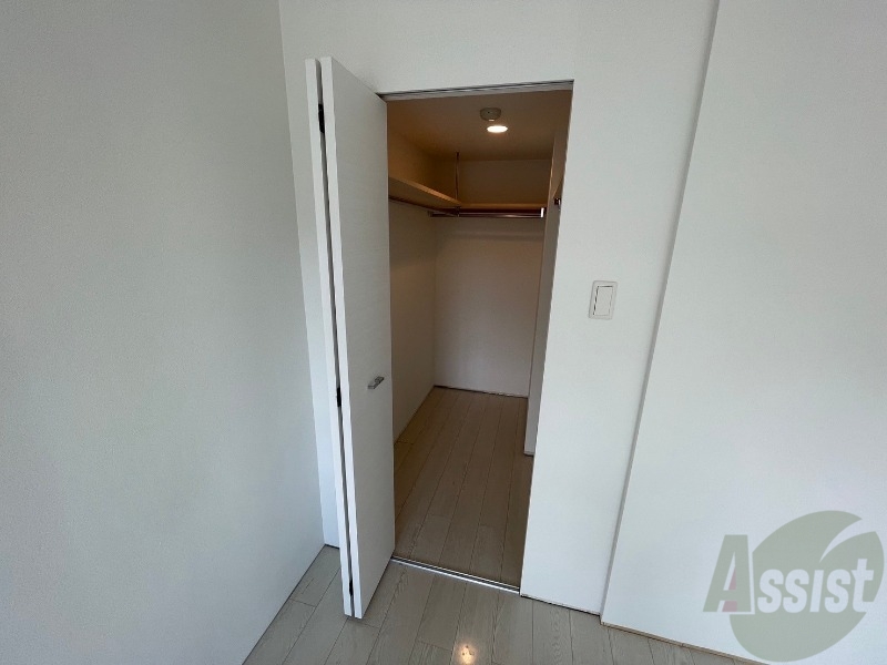 収納　寝室のクローゼットにもたくさん収納出来ますね！