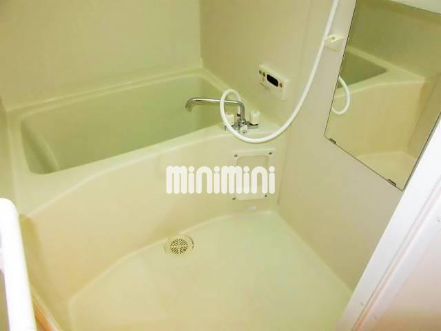 バス・シャワールーム　疲れを癒すバスルームです