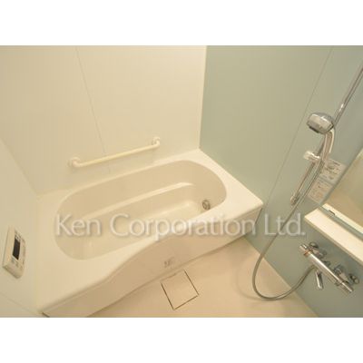 バス・シャワールーム　同タイプ9階のお部屋を撮影。仕様が異なることがあります。