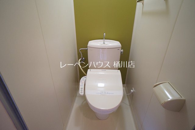 トイレ　レーベンハウス桶川店へ　048-787-5511