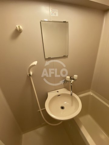 洗面設備　エスリード本町　洗面所