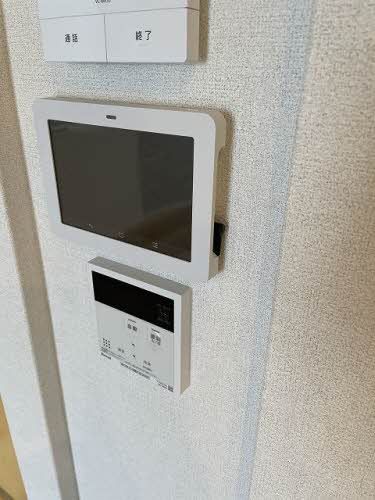 ロビー　太陽光発電モニター