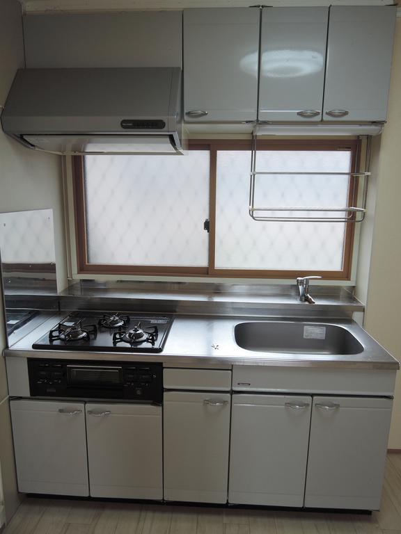 キッチン　3口あるシステムキッチンを採用しました！
