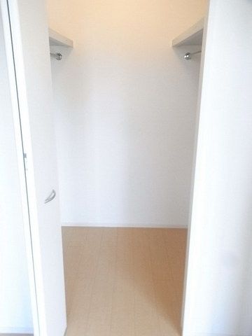 収納　ウォークインクローゼット