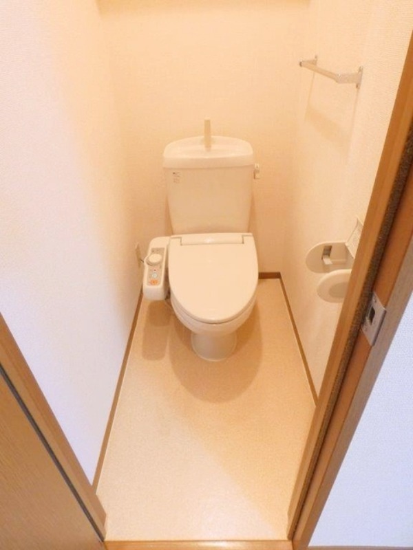 トイレ　図面と現状に相違がある場合には現状を優先