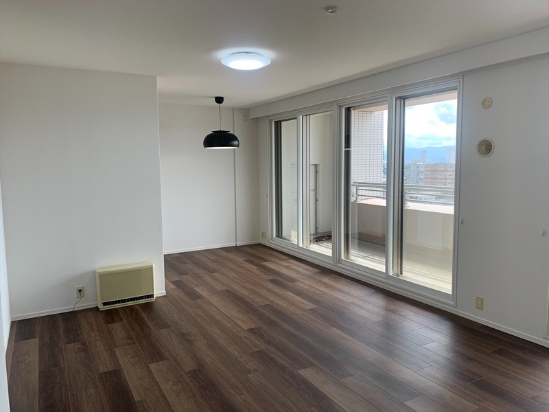 居室・リビング　LDK（20帖）の様子