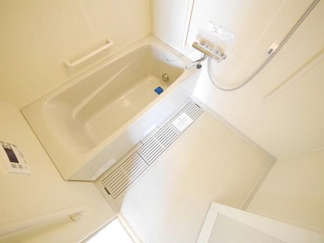 バス・シャワールーム　★追い焚き付きで経済的★