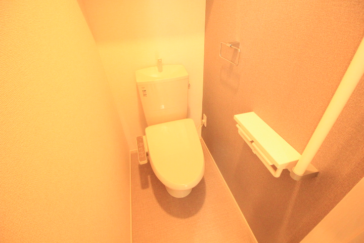 トイレ　温水洗浄便座☆