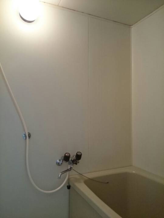 バス・シャワールーム　浴室