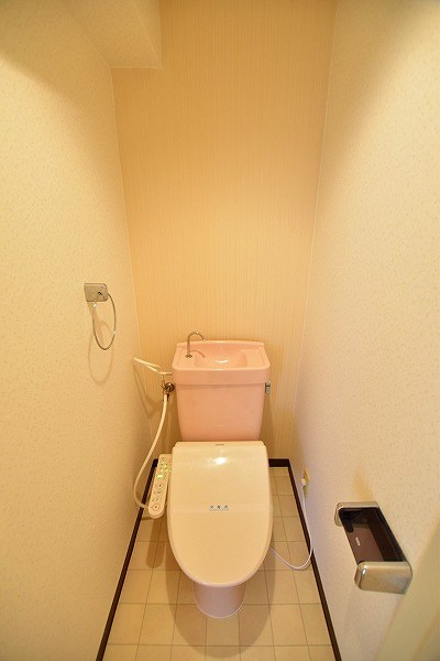 トイレ　★温水洗浄便座トイレ★