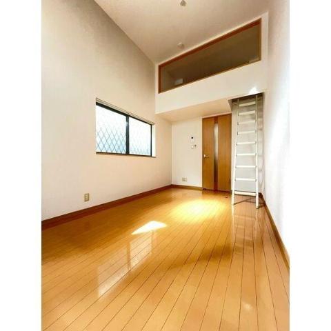 居室・リビング　寝室