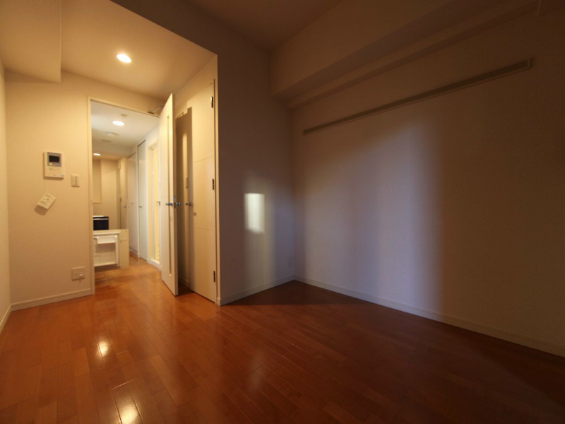 居室・リビング　洋室6.4帖　ウォークインクローゼット付（収納充実してます）