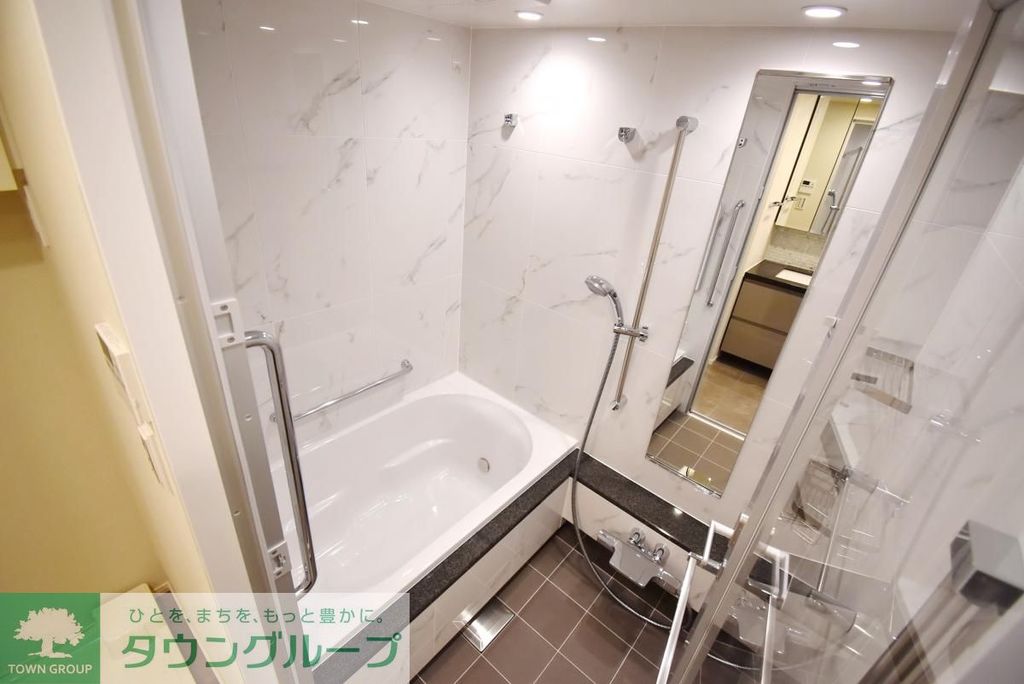 バス・シャワールーム　バス