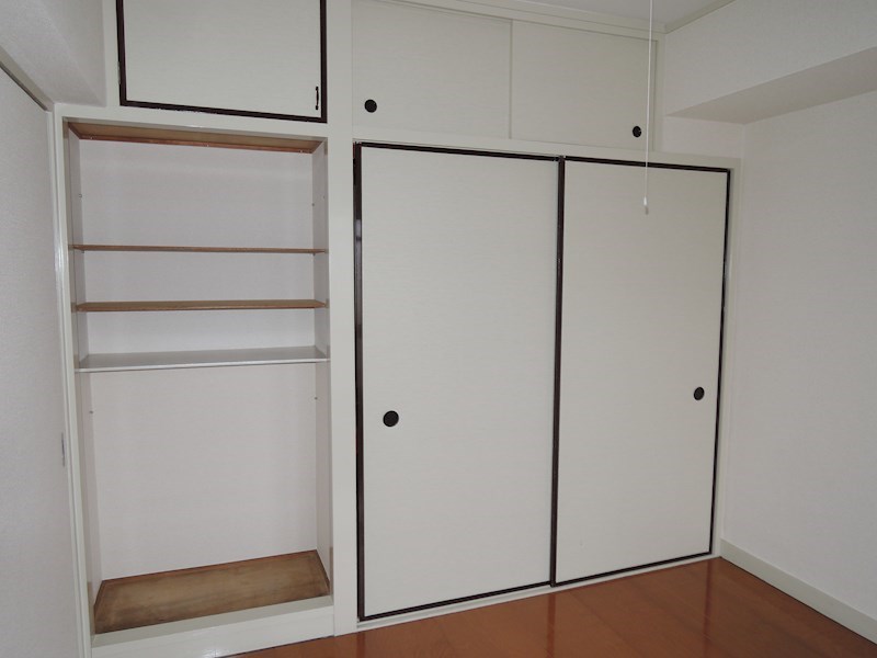 収納　豊富な収納スペース