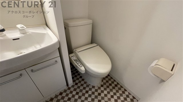 トイレ　温水洗浄便座付きでおすすめ！