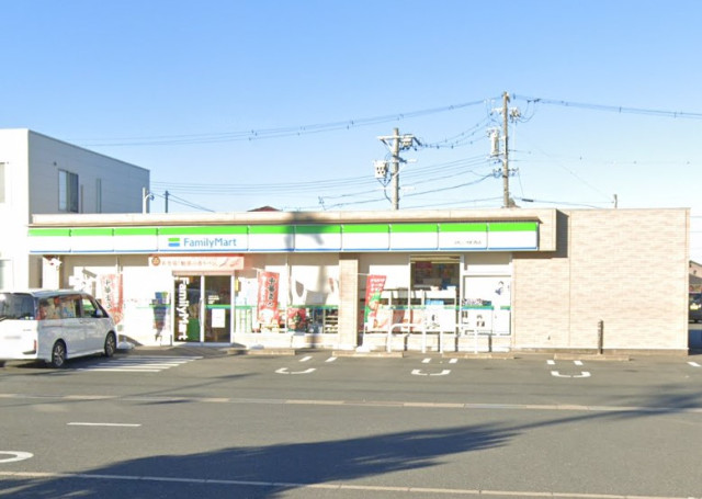 コンビニ　ファミリーマート浜松小池町西店（コンビニ）まで653m