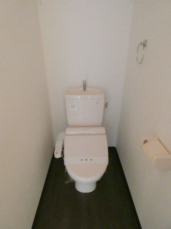 トイレ　図面と現状に相違がある場合には現状を優先