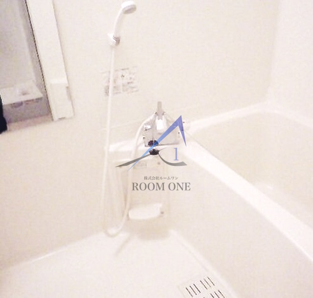 バス・シャワールーム　お風呂です。