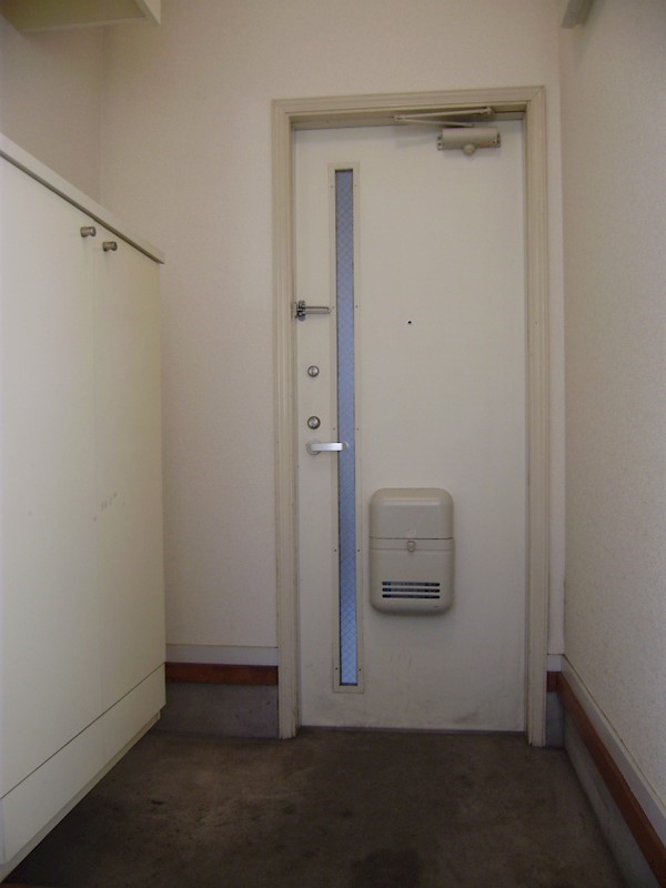 玄関　参考画像