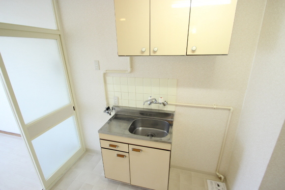 キッチン　※別部屋の写真です