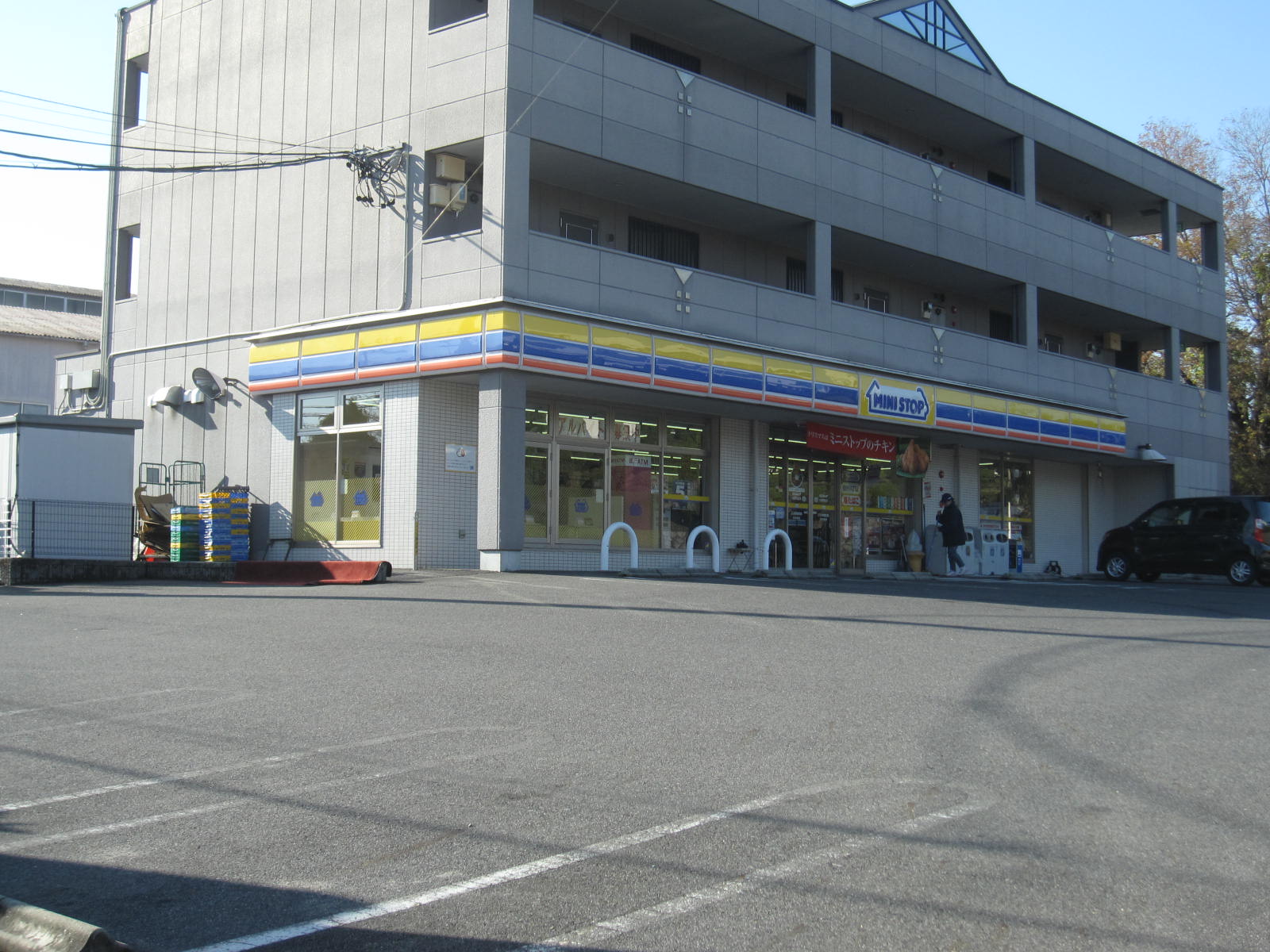 コンビニ　ミニストップ笠原向島店（コンビニ）まで707m