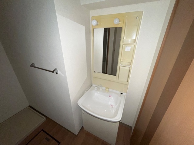 洗面設備　洗髪洗面化粧台