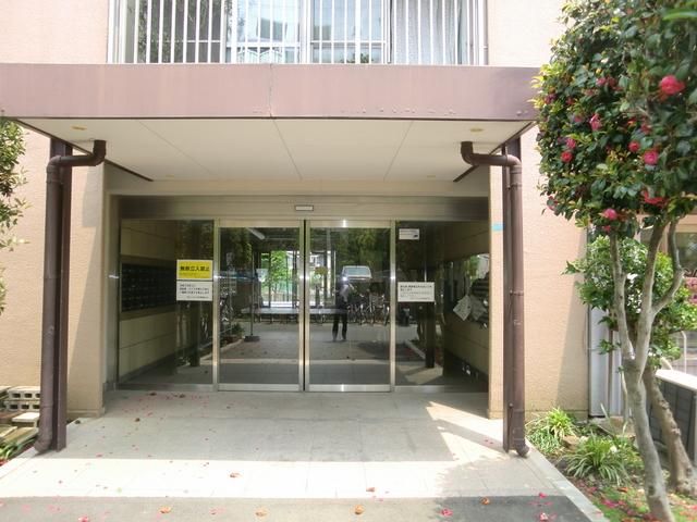 エントランス　★エントランスです★