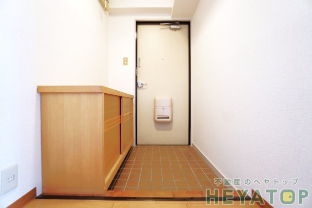 玄関　シューズボックス付き玄関