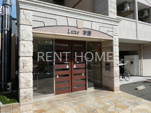 エントランス　オートロック完備