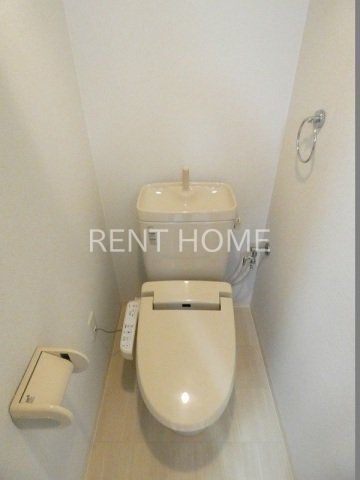 トイレ　ウォシュレット付き