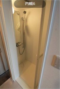 バス・シャワールーム　落ち着いた空間のお風呂です