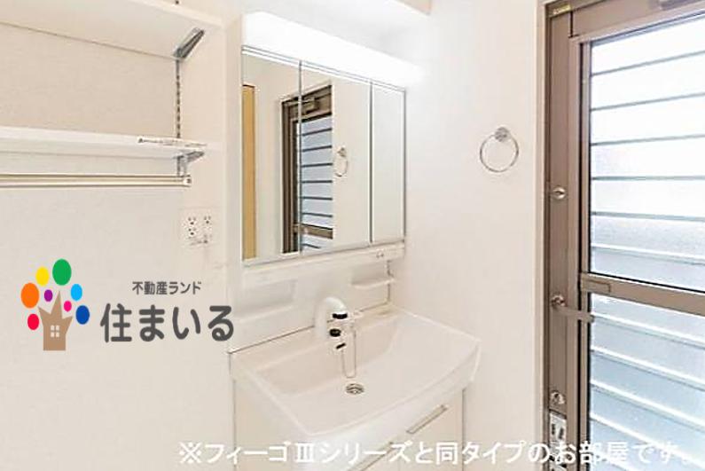 洗面設備　※写真は同型タイプとなります