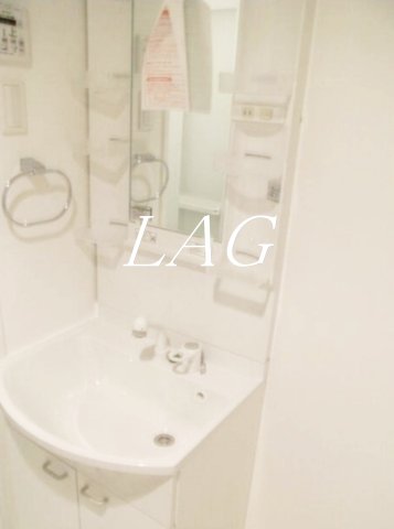 洗面設備　洗面台です。