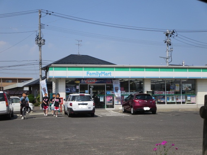 コンビニ　ファミリーマート若林荒井店（コンビニ）まで380m