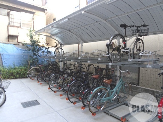 その他共有部分　屋根付き駐輪場
