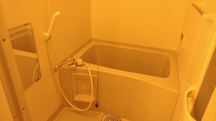 バス・シャワールーム　別号室イメージ