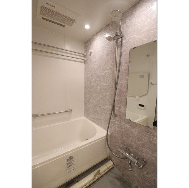 バス・シャワールーム　■追焚＆浴室暖房乾燥機能付きのオートバス♪