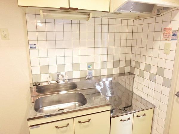 キッチン　２口コンロ設置可！